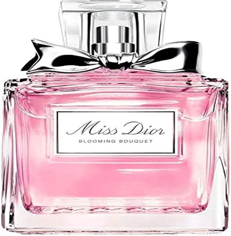 Miss Dior: the perfume for women with thousands of flowers